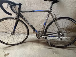Trek 1000 SL – vélo de course – env. 500 km – taille 53