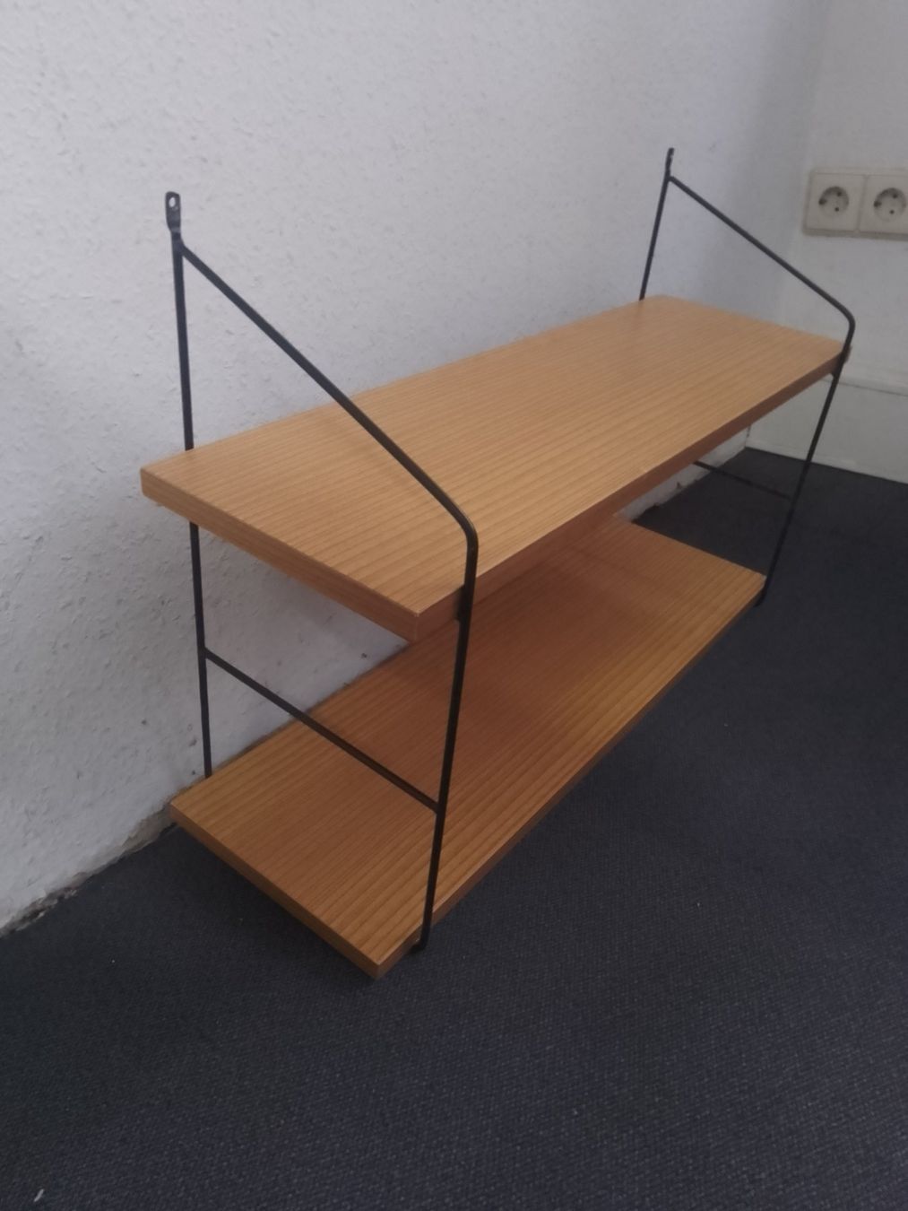 Scaffali: Stringregal Mid Century 60er Jahre Vintage Möbel – Usato da St. Gallen venduto da EastLakeConcept 2