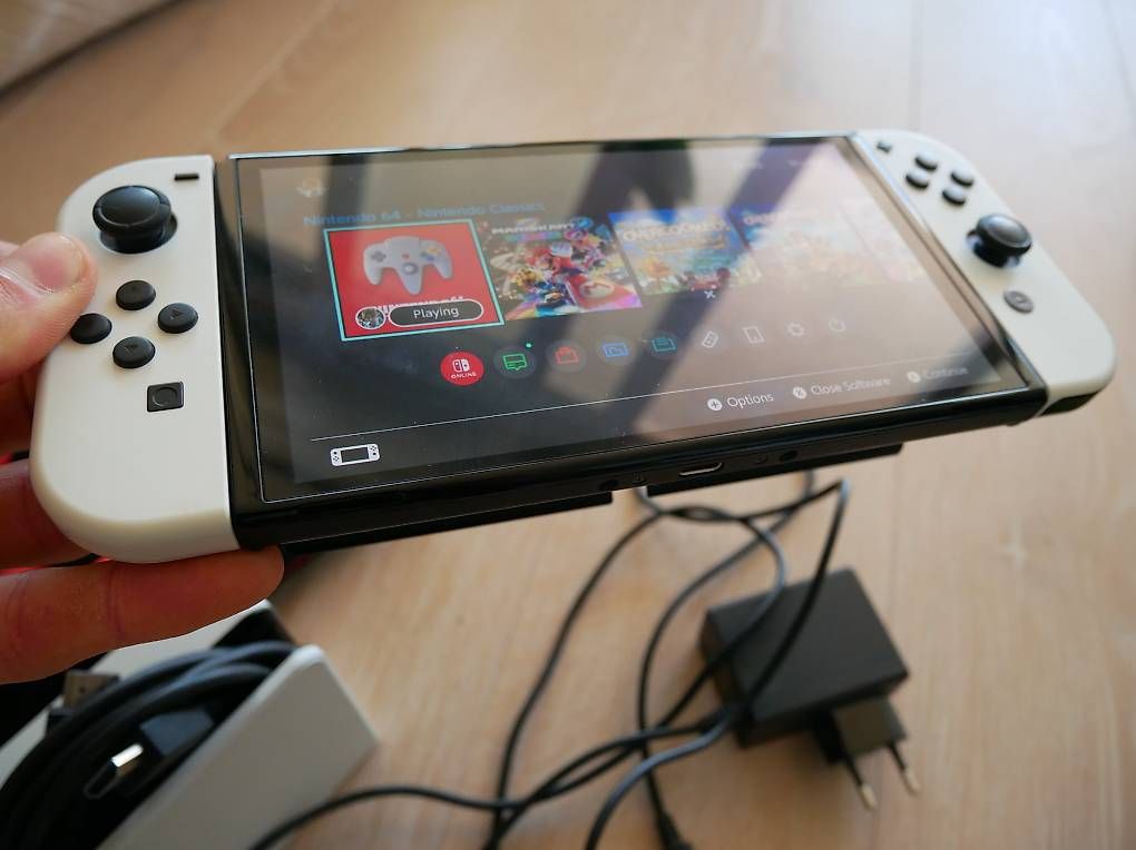 Console: Nintendo Switch OLED – Usato da St-Prex venduto da kev_bdr2 1