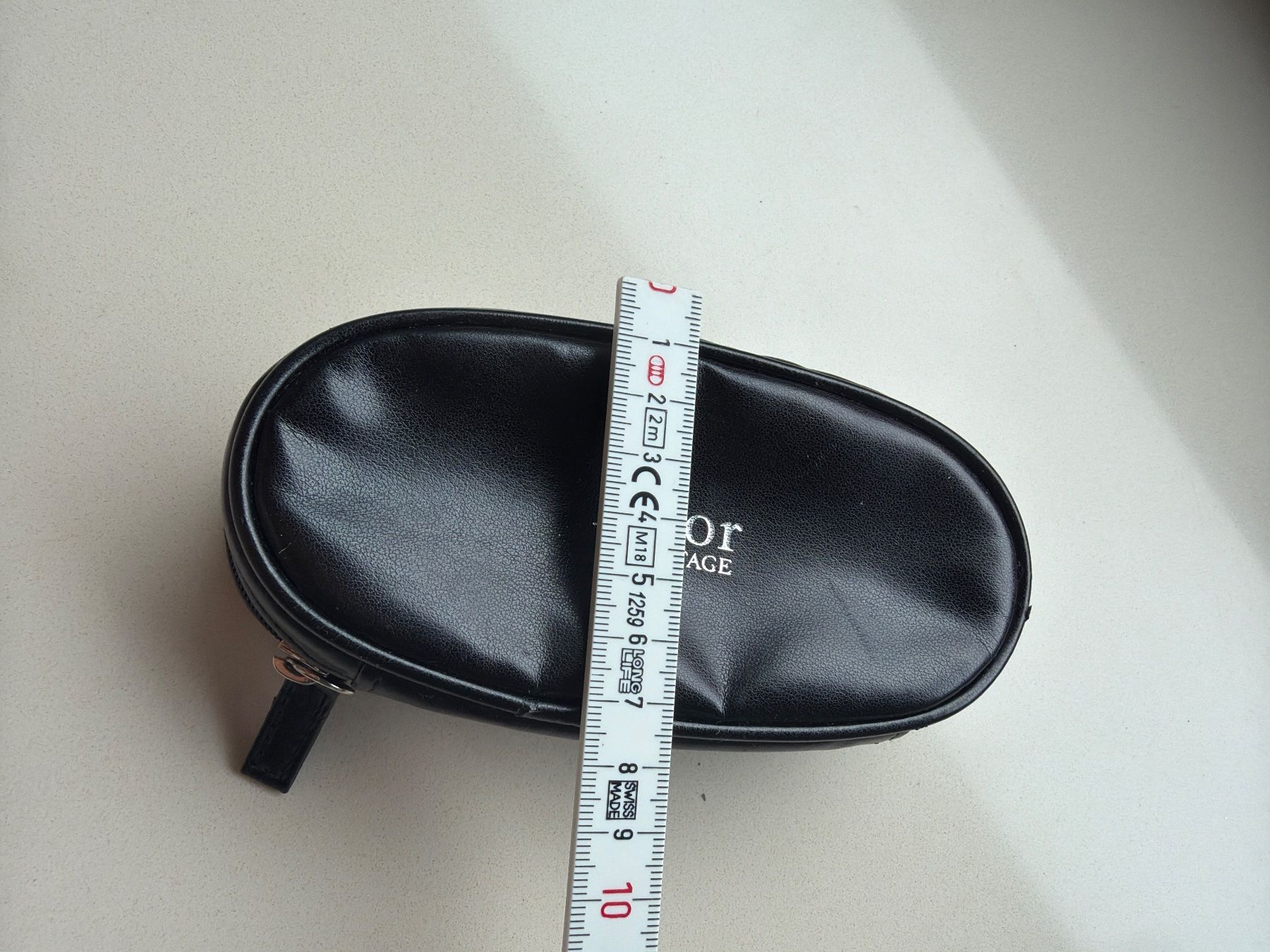 Dior Make-up: Dior Make-up Kosmetiktasche – Usato da Adligenswil venduto da goverla11 4
