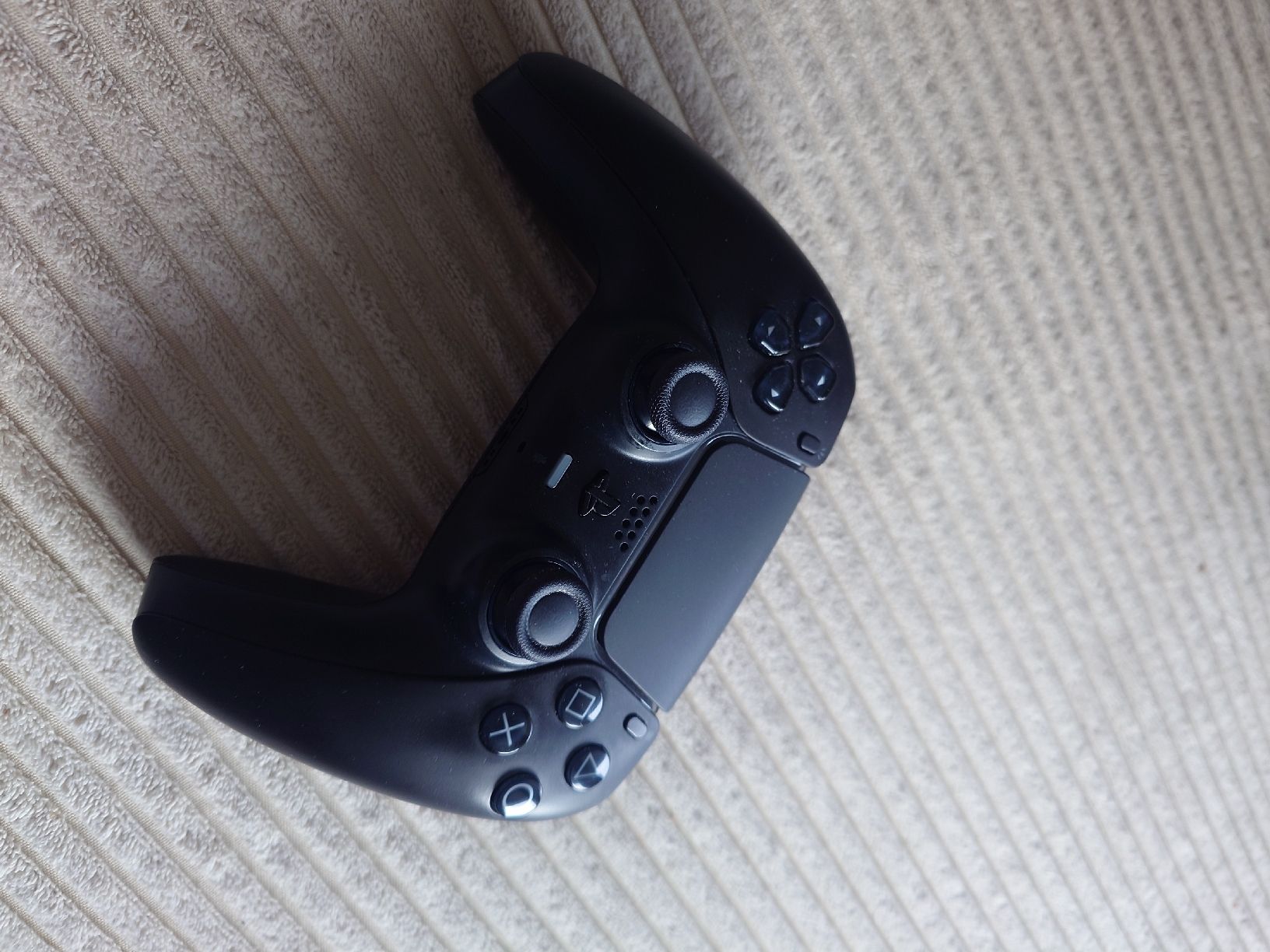 Sony Controller: PS5 Controller Neuwertig mit Stickdrift – Usato da Freienstein venduto da mar_p8mp 2
