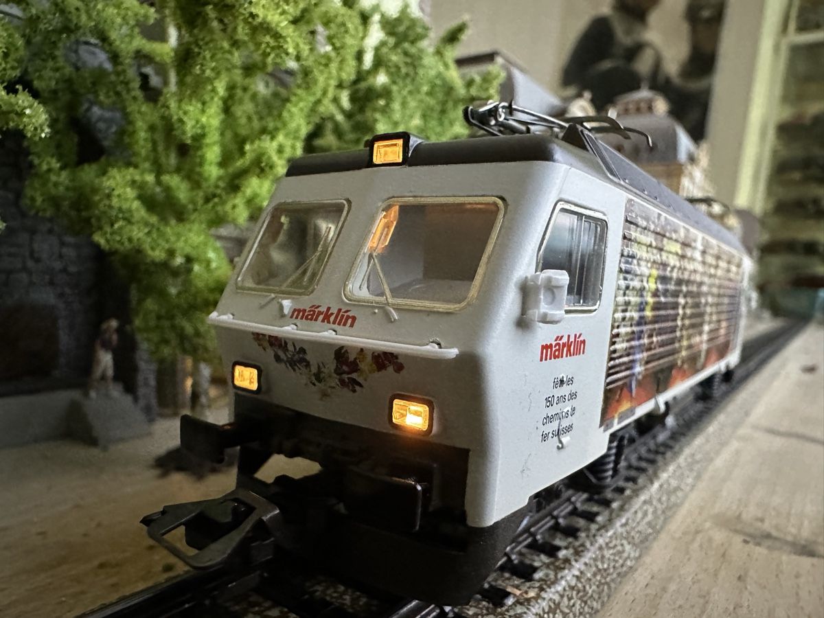 Märklin Modellini di ferrovie: Märklin 37303 SBB Re 446 digital HLA – Usato da Lupsingen venduto da New-Haven