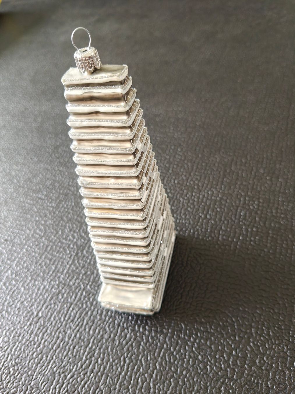 Alle Dekorationen: Weihnachtskugel Basel Roche Turm Bau 1 – Neu (gemäss Beschreibung) aus Basel von jos_2z5q 3