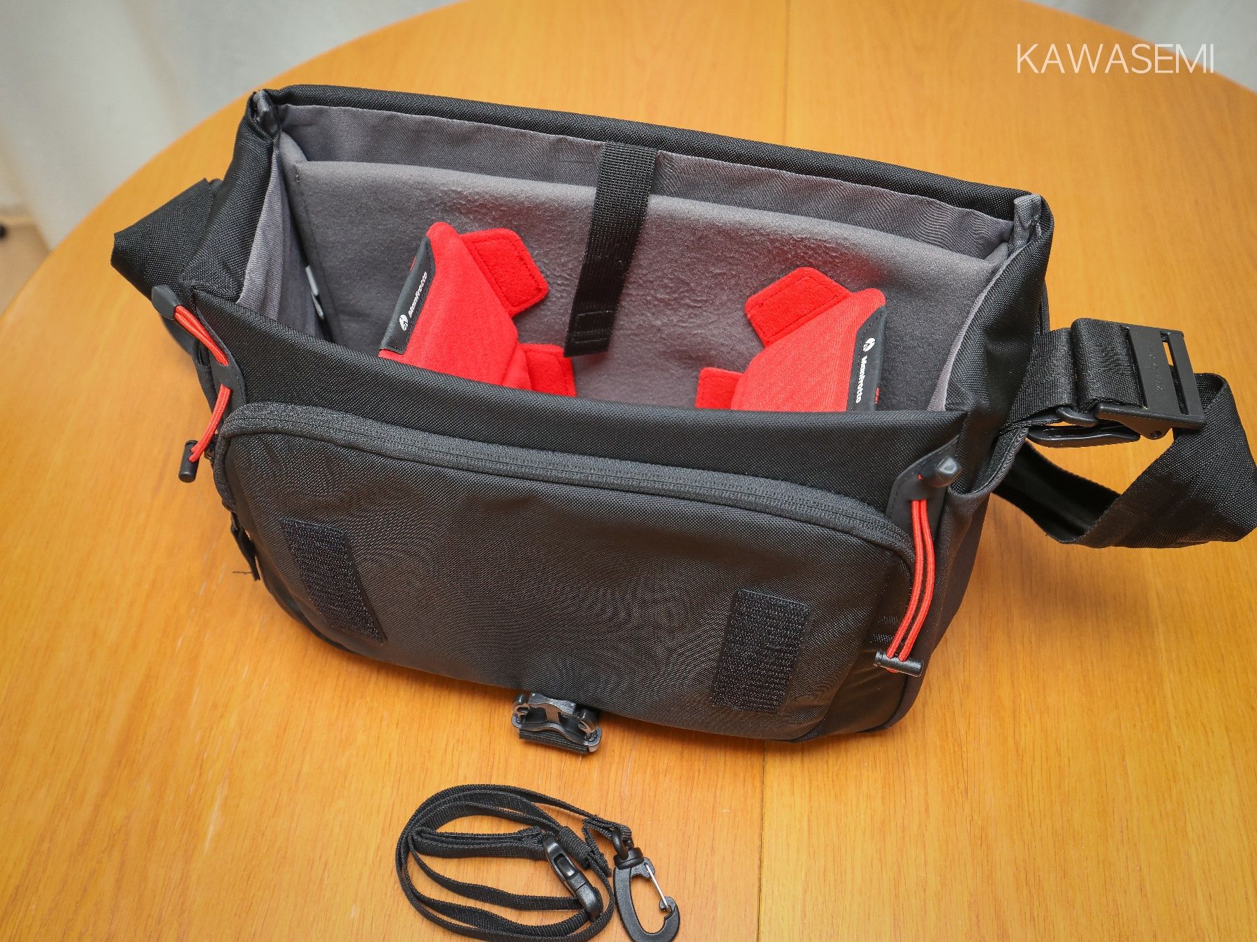 Borse: Kameratasche Manfrotto Advanced Messenger M III Schwarz – Usato da Basel venduto da Kawasemi 4