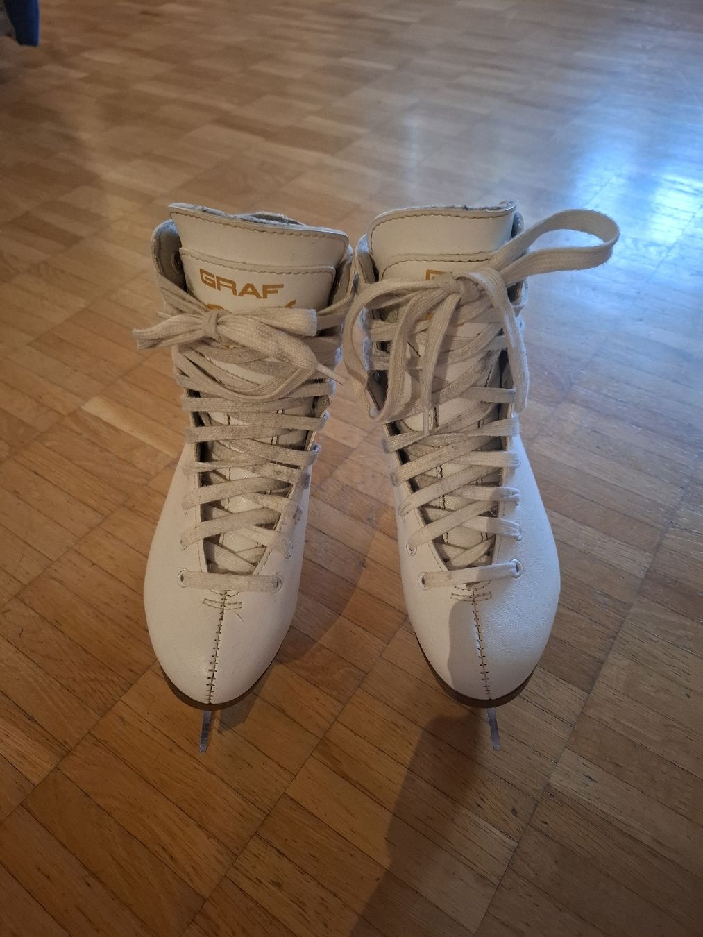 Graf Pattini da ghiaccio: Schlittschuhe Grösse 35  – Usato da Maur venduto da Katzerina 1