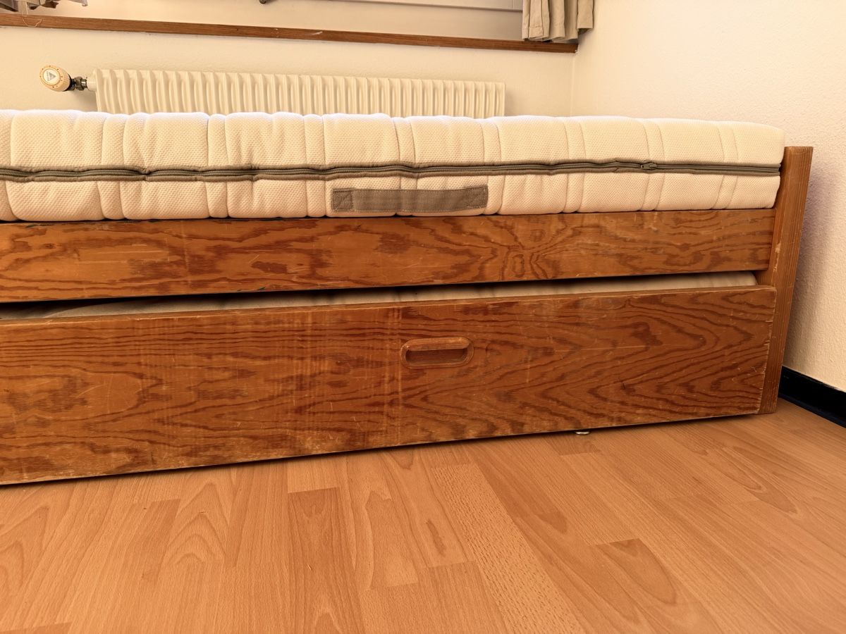 Betten: Bett – Gebraucht aus Zürich von Lavendel... 4