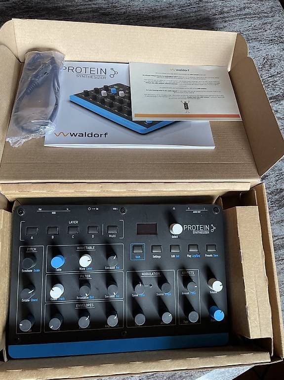 Musikinstrumente: Waldorf Protein – Gebraucht aus Leysin von cha_2v7r