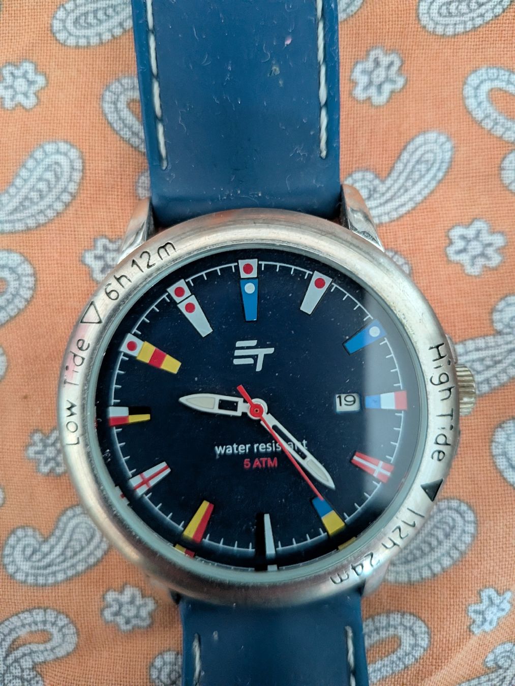 Montres: Armbanduhren Set - 6 Stück  – D'occasion à Benglen par Myx81 4