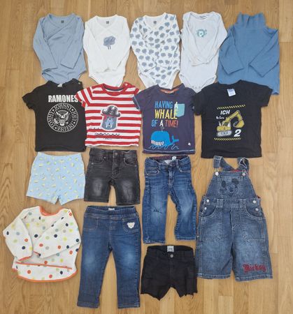 Grösse 86-92 Jungen Kleiderpaket/ Body/ Hose/ Tshirt/ Jeans