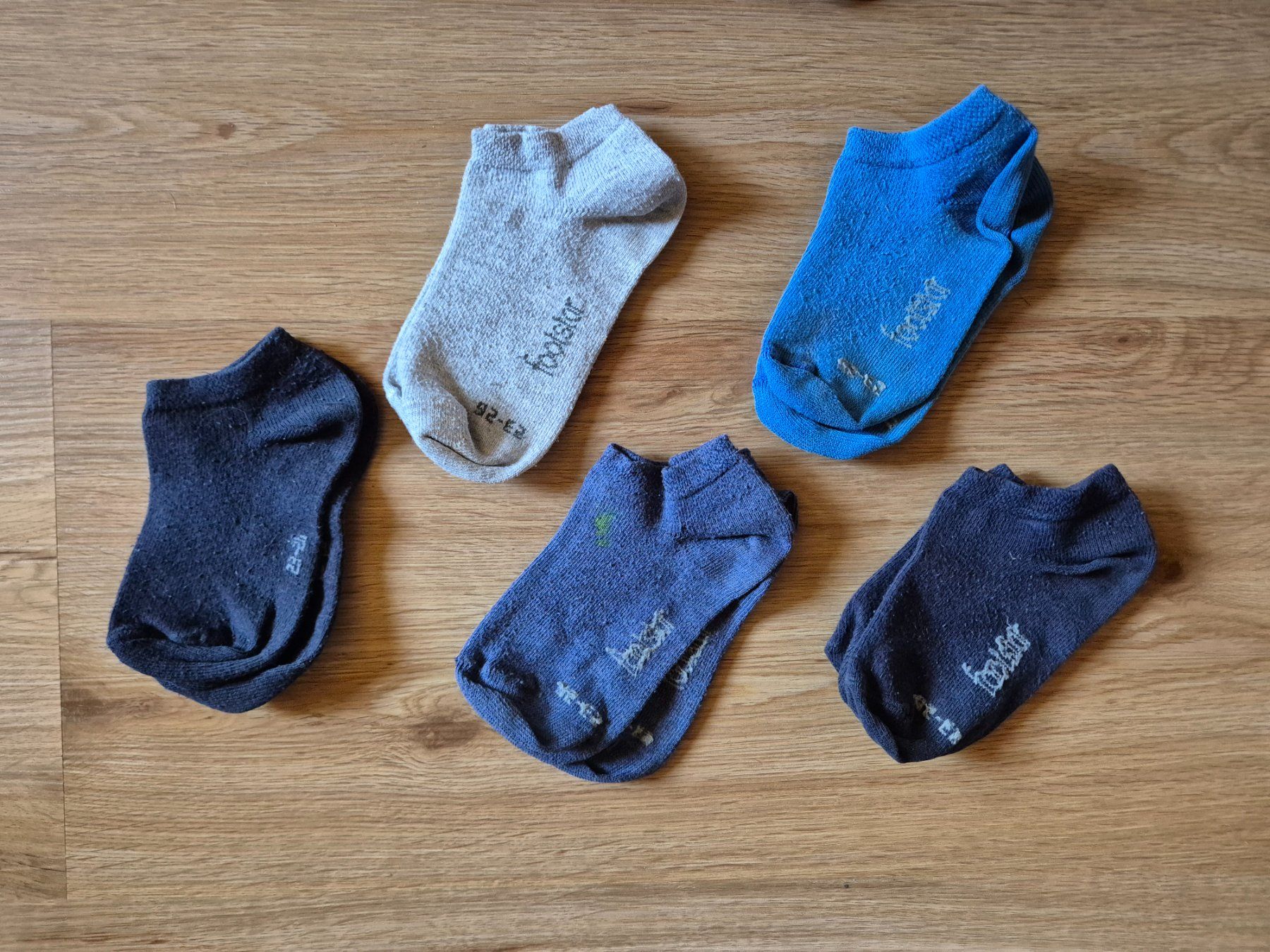 Lotti & Set di vestiti: Kleiderset Sommer Gr. 110 ab CHF 1.- – Usato da Giswil venduto da 0G6 9