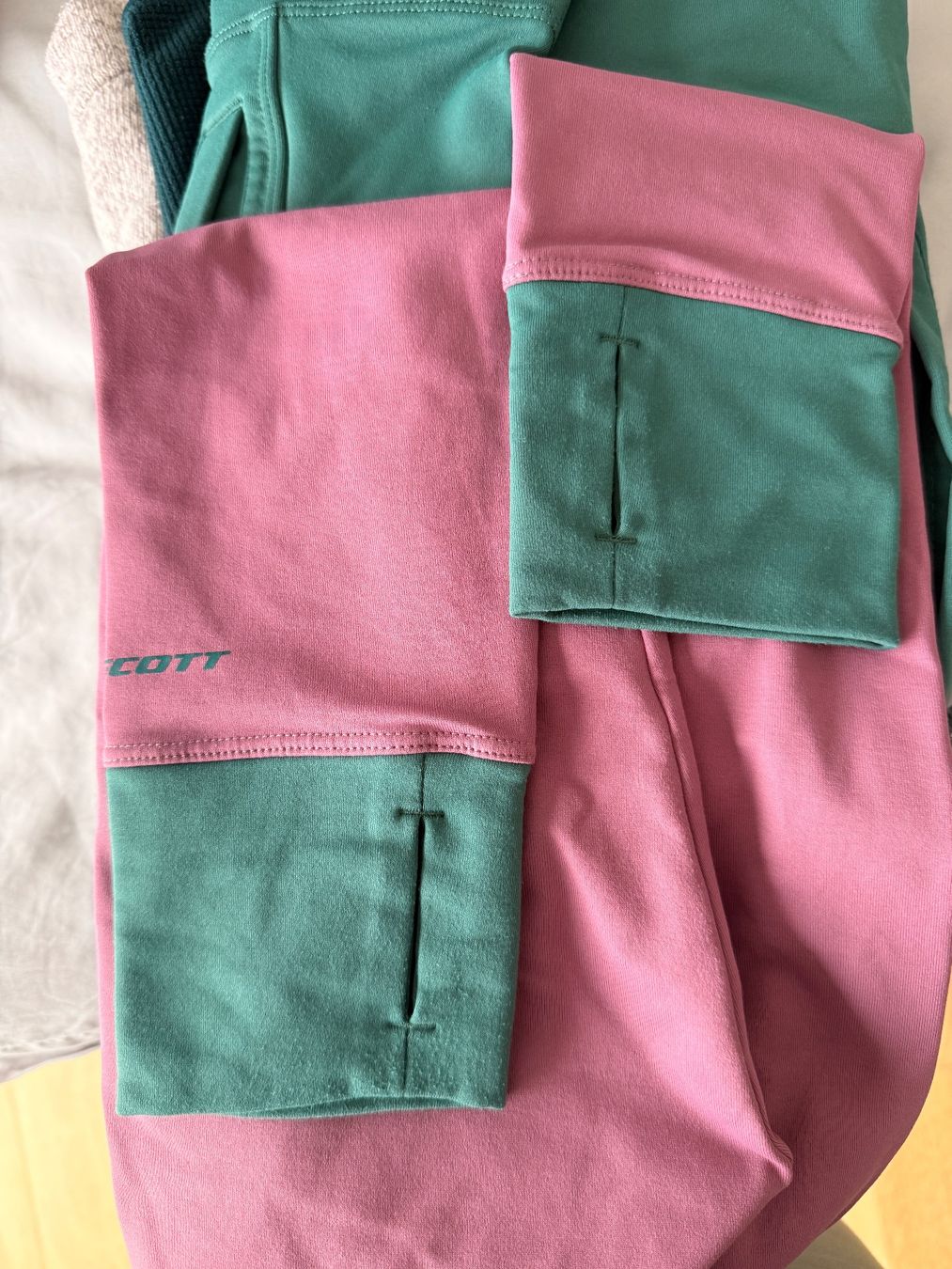 Scott Maglioni & Felpe: Scott Defined Mid Sweater Fleece Kapuzenpullover Gr. S-M – Usato da Zürich venduto da Kleinstes 4