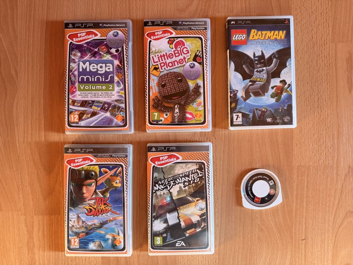 Sony Console: Sony PSP nera + 6 giochi – Usato da Arzo venduto da bro_l99m 3