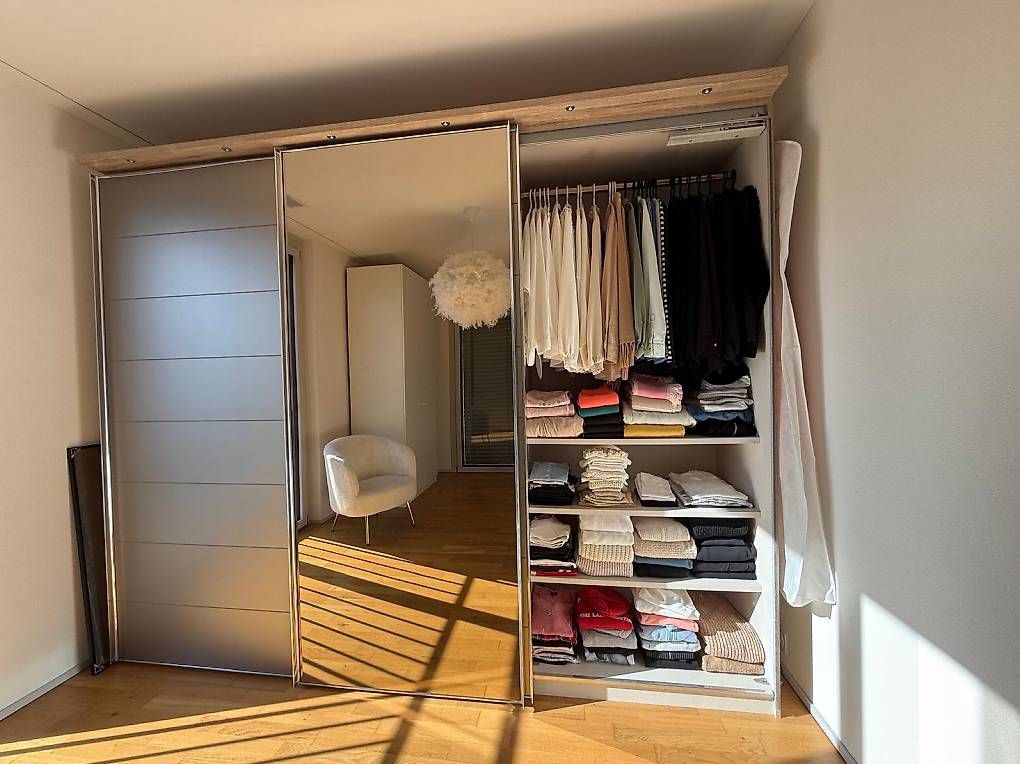 Armadi: Kleiderschrank – Usato da Kriens venduto da rfme 2