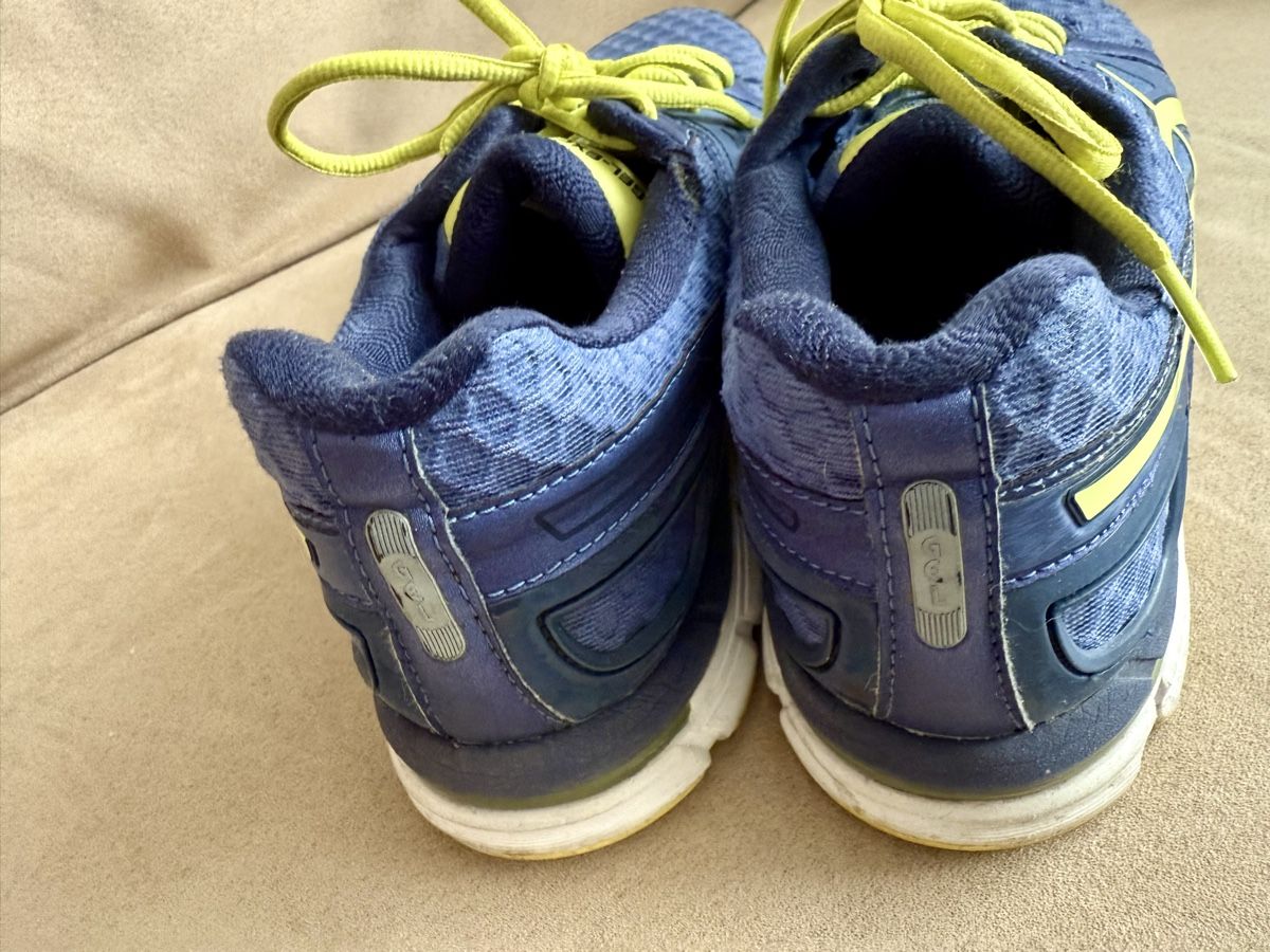 Asics Herrenschuhe: Sportschuhe ASICS – Gebraucht aus Zürich von Nika017 1