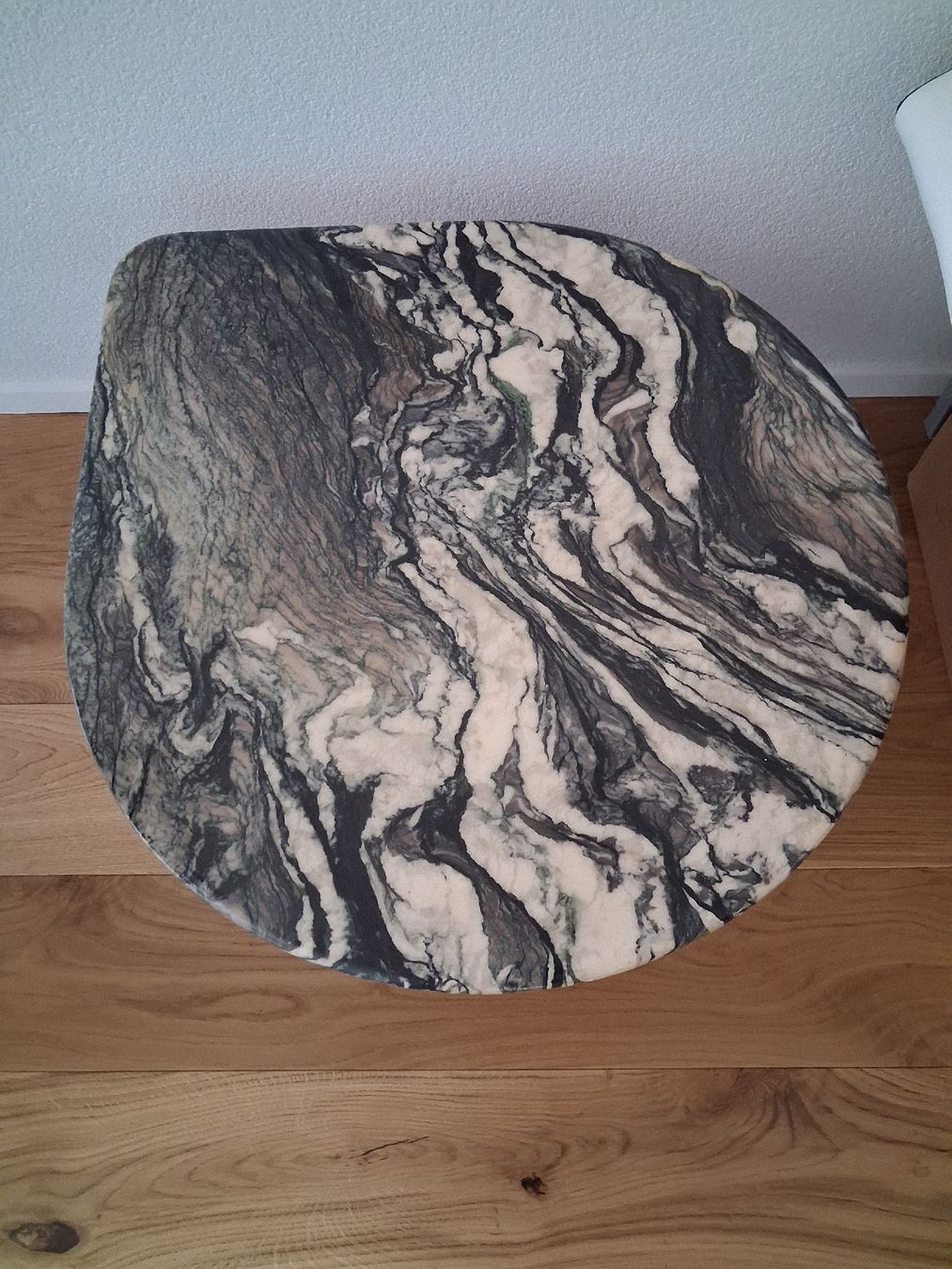 Tables: Steintisch – D'occasion à Bretzwil par 2cv0 2