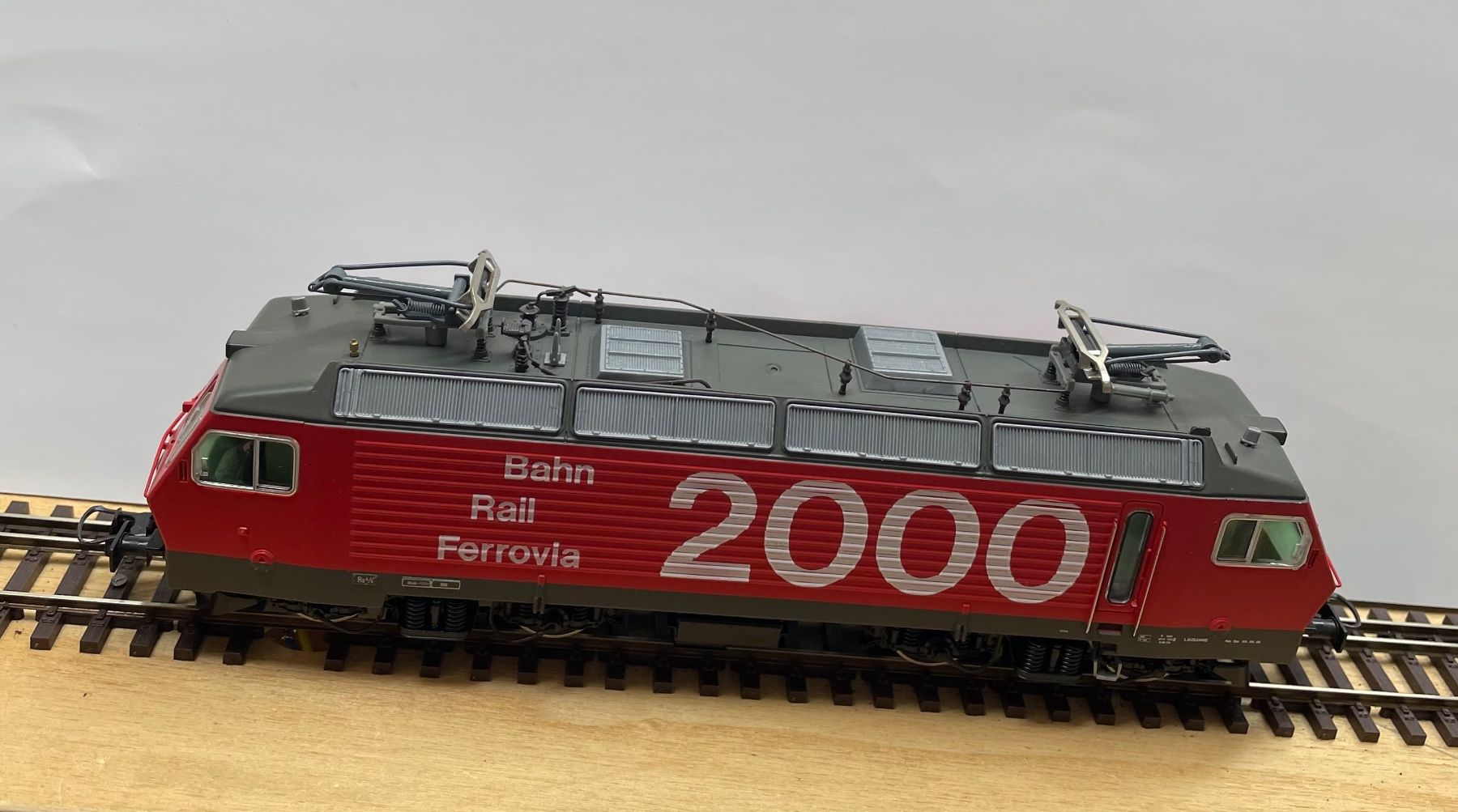 Roco Modellini di ferrovie: Roco Re 4/4 IV Bahn 2000 DC digital 43512 – Usato da Oberkulm venduto da Alfaruedi 1