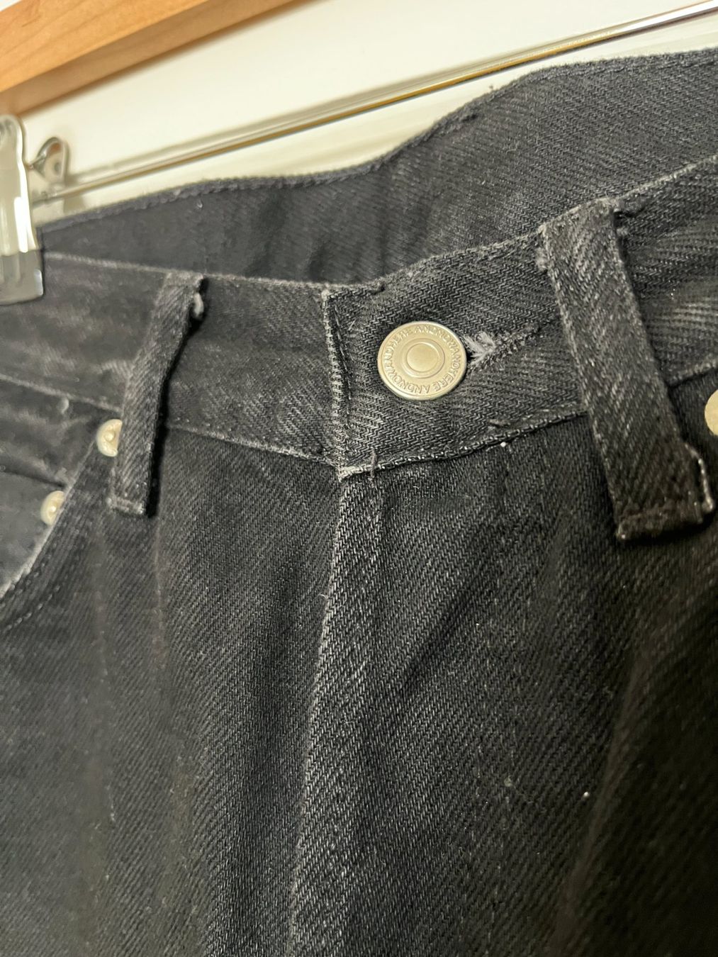 Sandro Jeans: SANDRO SS20 REGULAR STRAIGHT DENIM BLACK – D'occasion à Zürich par Ankawhi 2