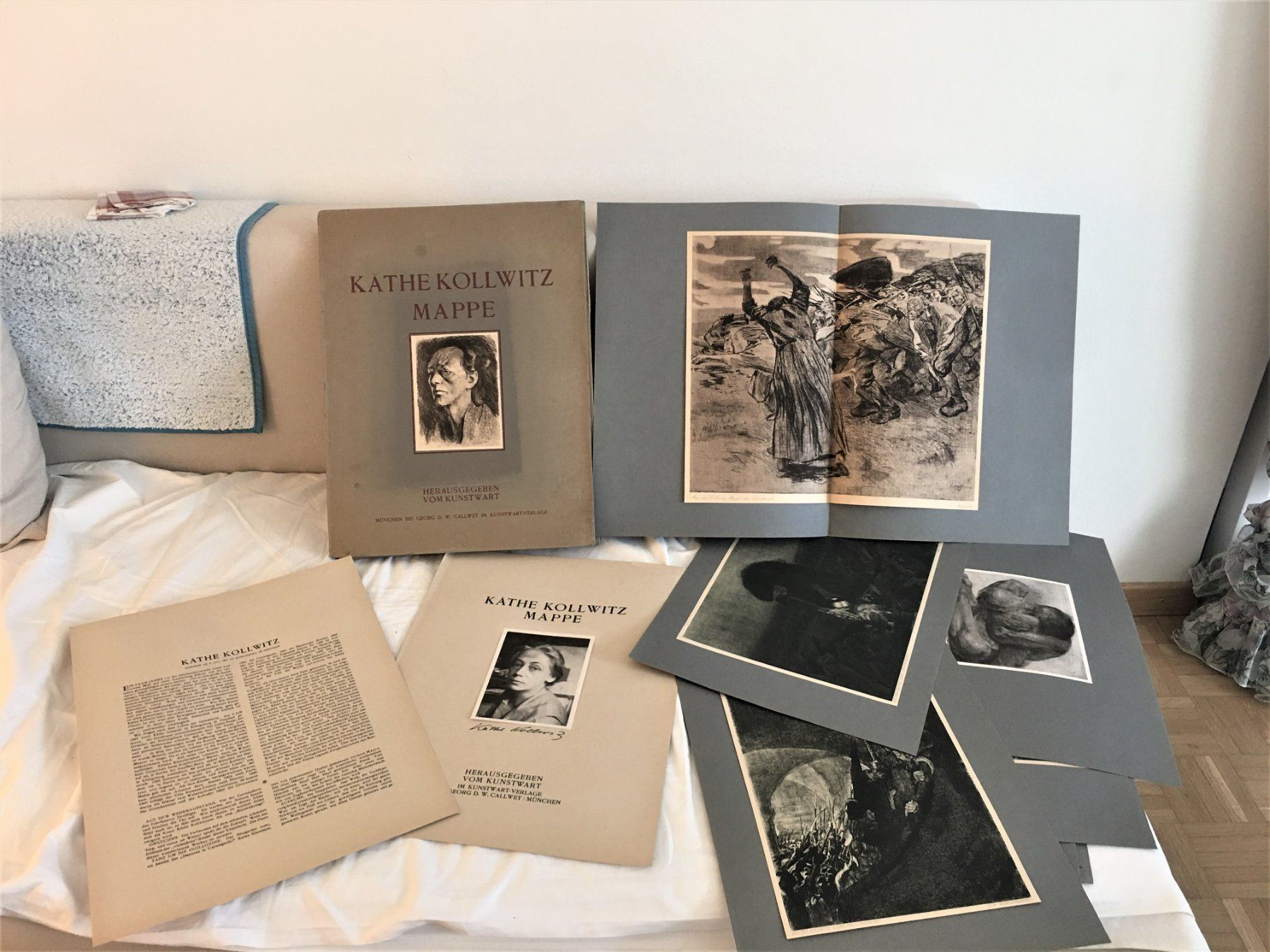 Poster & Bilder: Bilder Mappe von Käthe Kollwitz  1902 – Gebraucht aus Zürich von Nofelet31