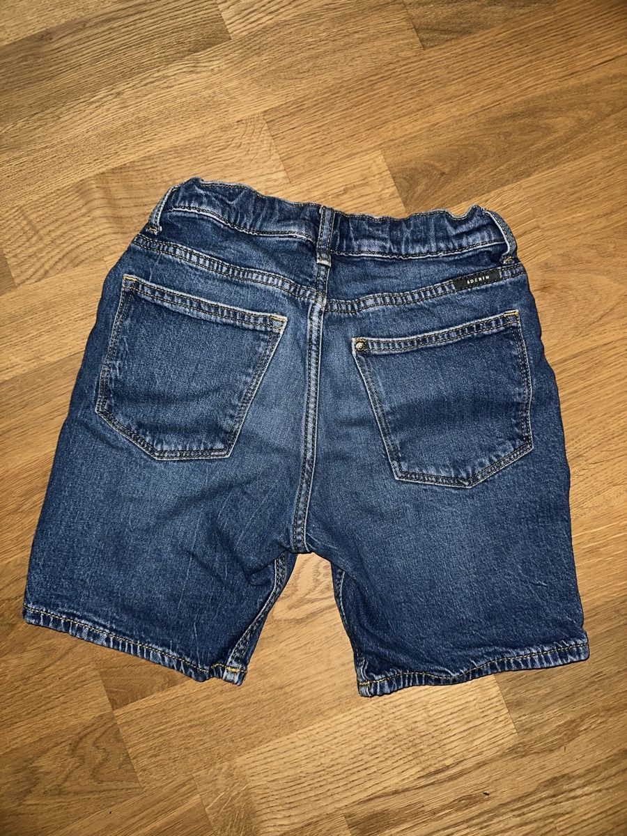 H&M Pantaloni: Jeans und Shorts Gr.140 – Usato da Thun venduto da doc_9r78 4