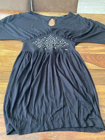 Schwarzes Guess Kleid mit Nieten Gr. S