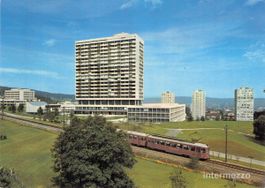 Zürich // Stadtspital Triemli Uetliberg Bahn // Sommer