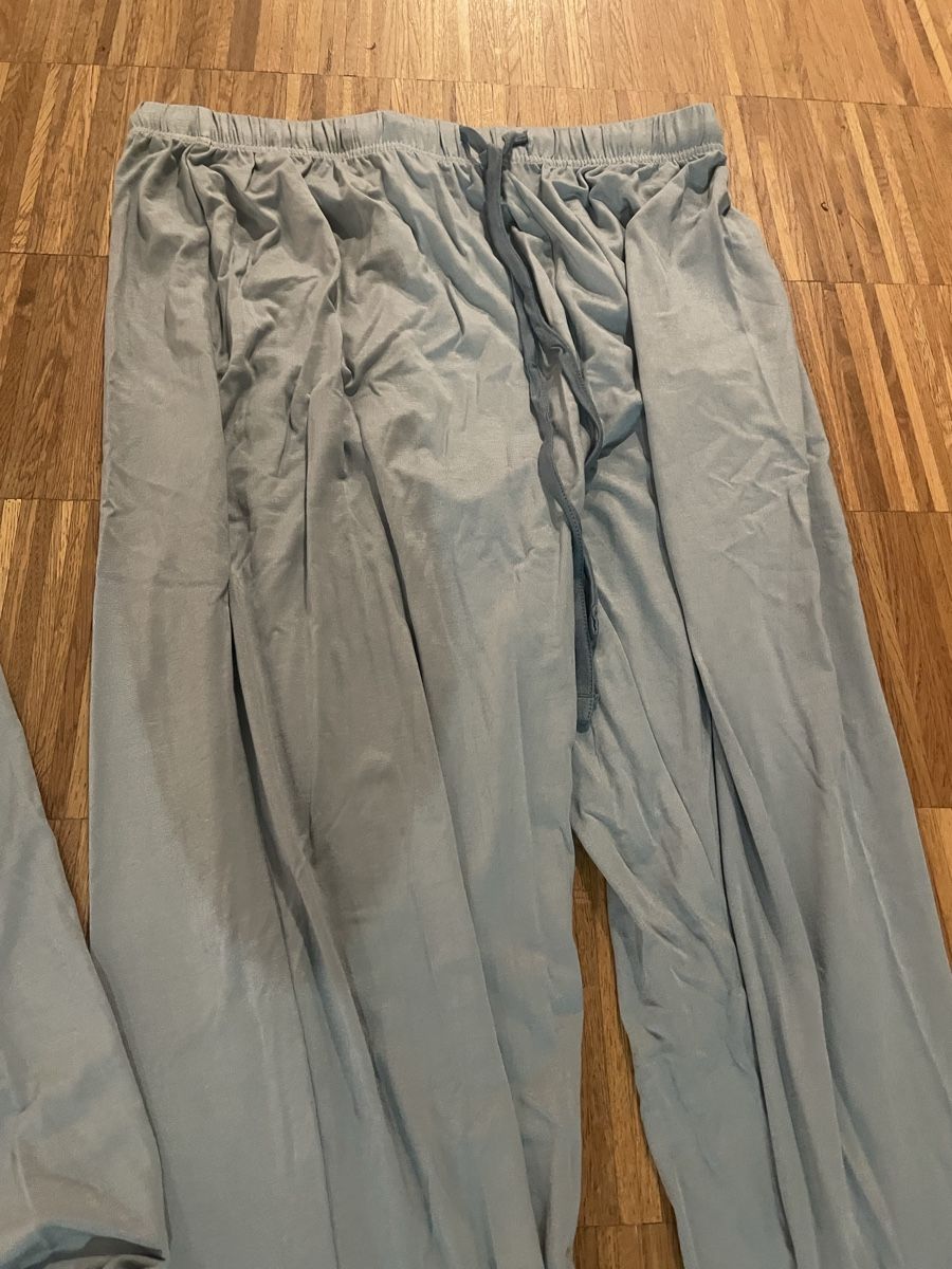 Pigiami: Loungewear Set Emirates grau Grösse S/M neu – Nuovo (secondo la descrizione) da Baar venduto da sabisun66 4