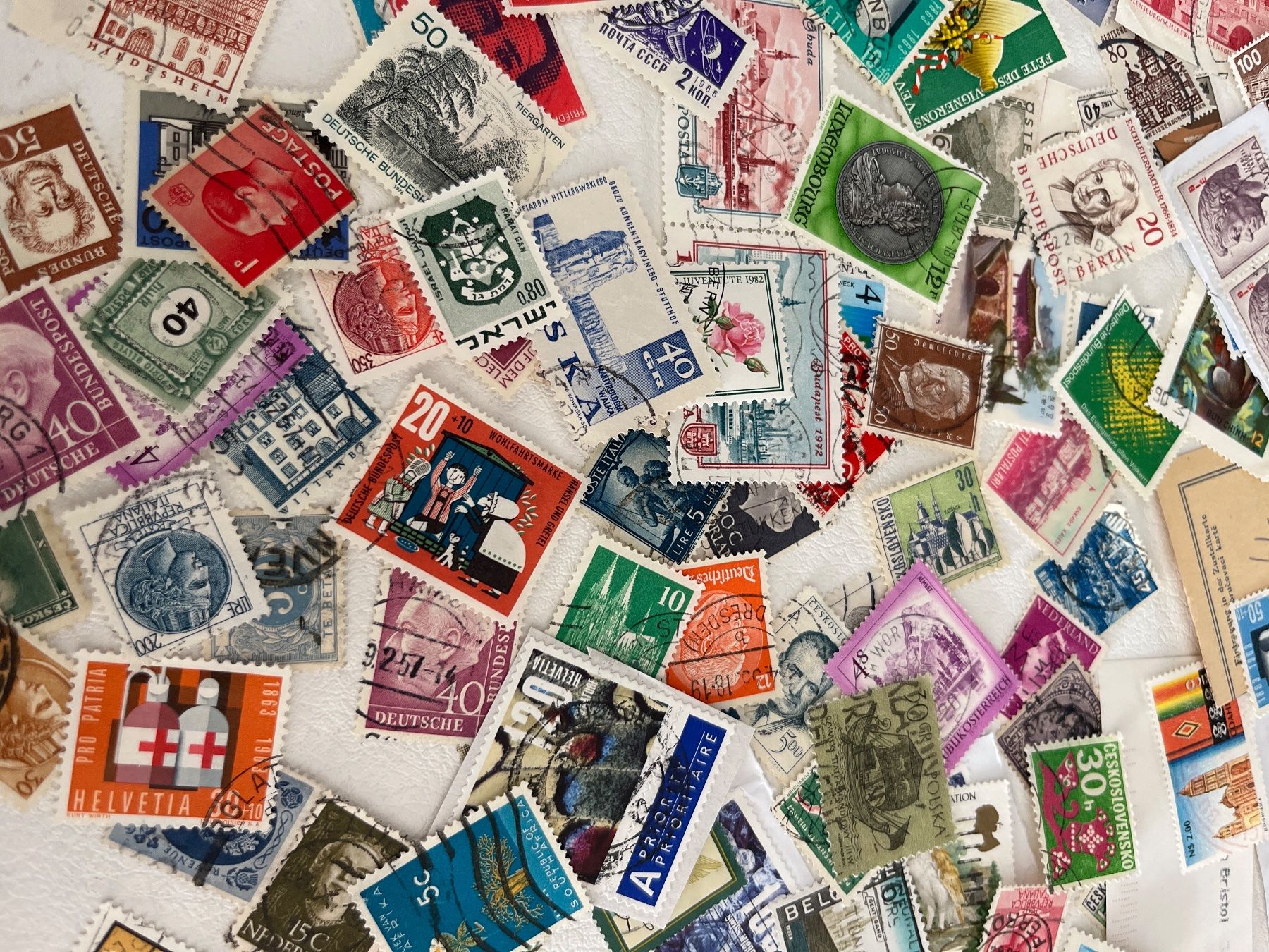 Tutti i francobolli: Lot 10: Lot mit mix Briefmarke – Usato da Chiasso venduto da AzenYa 1