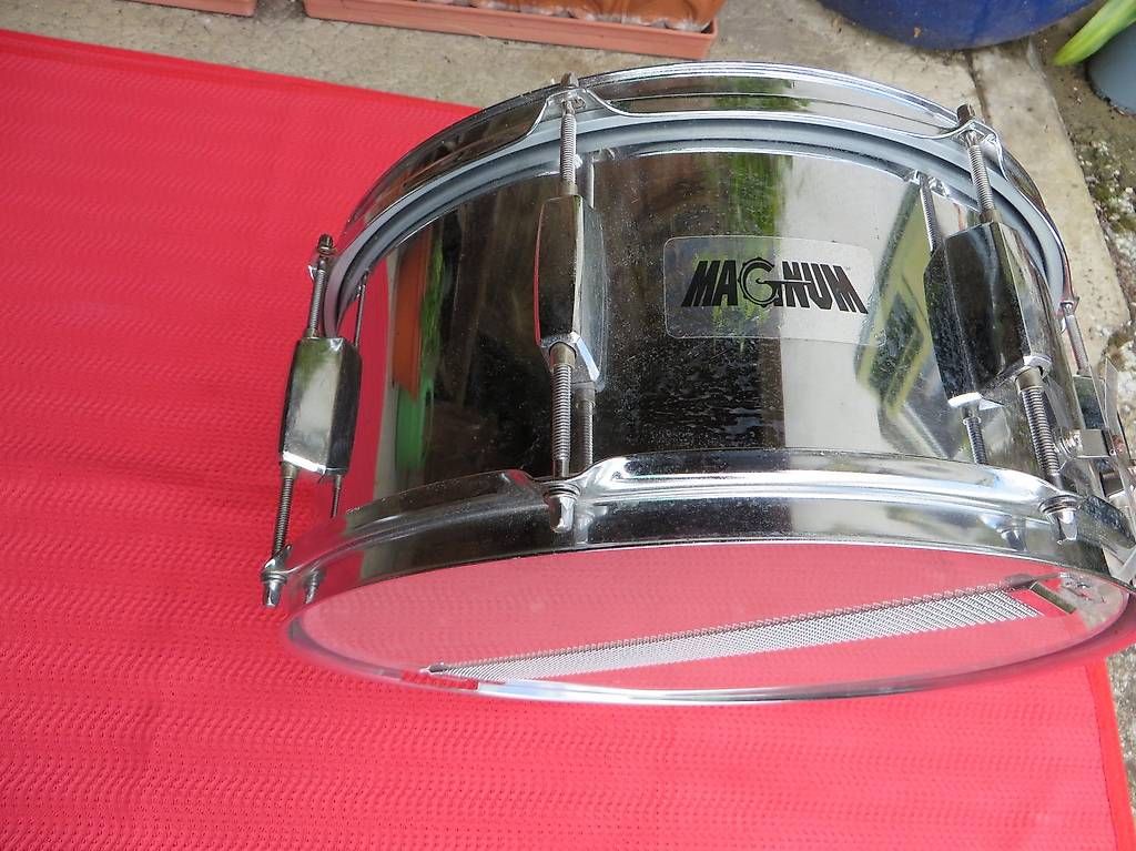 Strumenti musicali: Trommel,Magnum,T-Drum,triggerhead,10x leiser – Usato da Langrickenbach venduto da zwiebel03 1