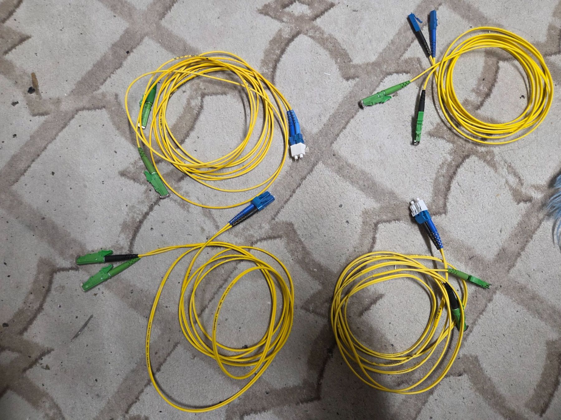 Câbles: LWL Patchkabel Glasfaserkabel 2m E2000  LC Duplex – D'occasion à Zürich par Alibaba1234 4