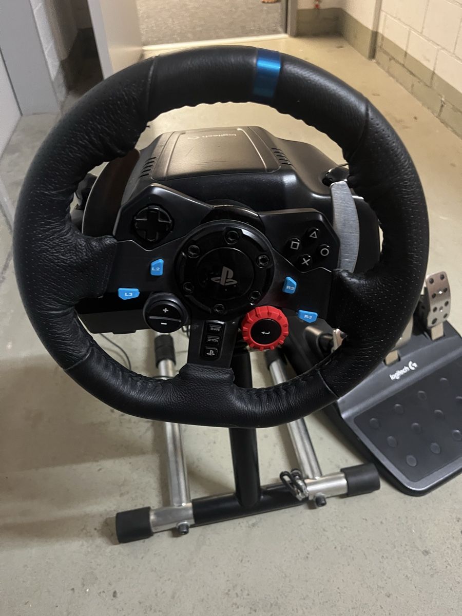 Sony Console: G29 Logitech Steering Wheel – Usato da Zürich venduto da owe_9j2c 3
