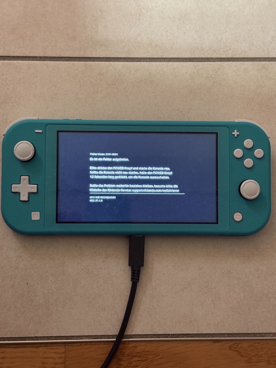 Nintendo Consoles: Nintendo Switch Lite – Défectueux à Gretzenbach par iSahiti 3