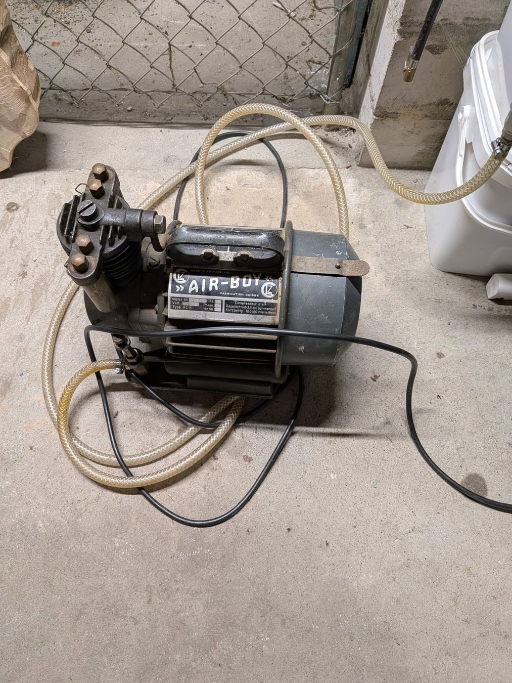 Compressori: 2 Alte Airboy Kompressoren – Usato da Lyss venduto da Spartan76 2