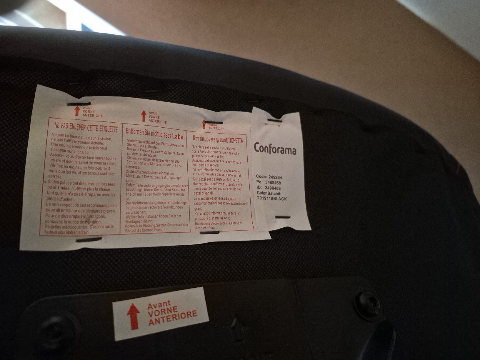 Conforama Sedie: Fauteuil de bureau Gaming Conforama noir usé – Usato da St-Aubin-Sauges venduto da val_xz9c 2