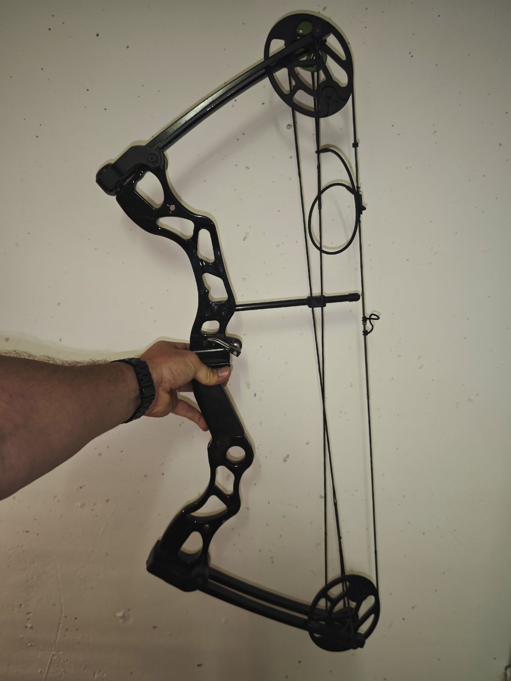 Tiro con l'arco: Compoundbogen Set mit Zubehör schwarz – Usato da Wolhusen venduto da and_vjk8 3