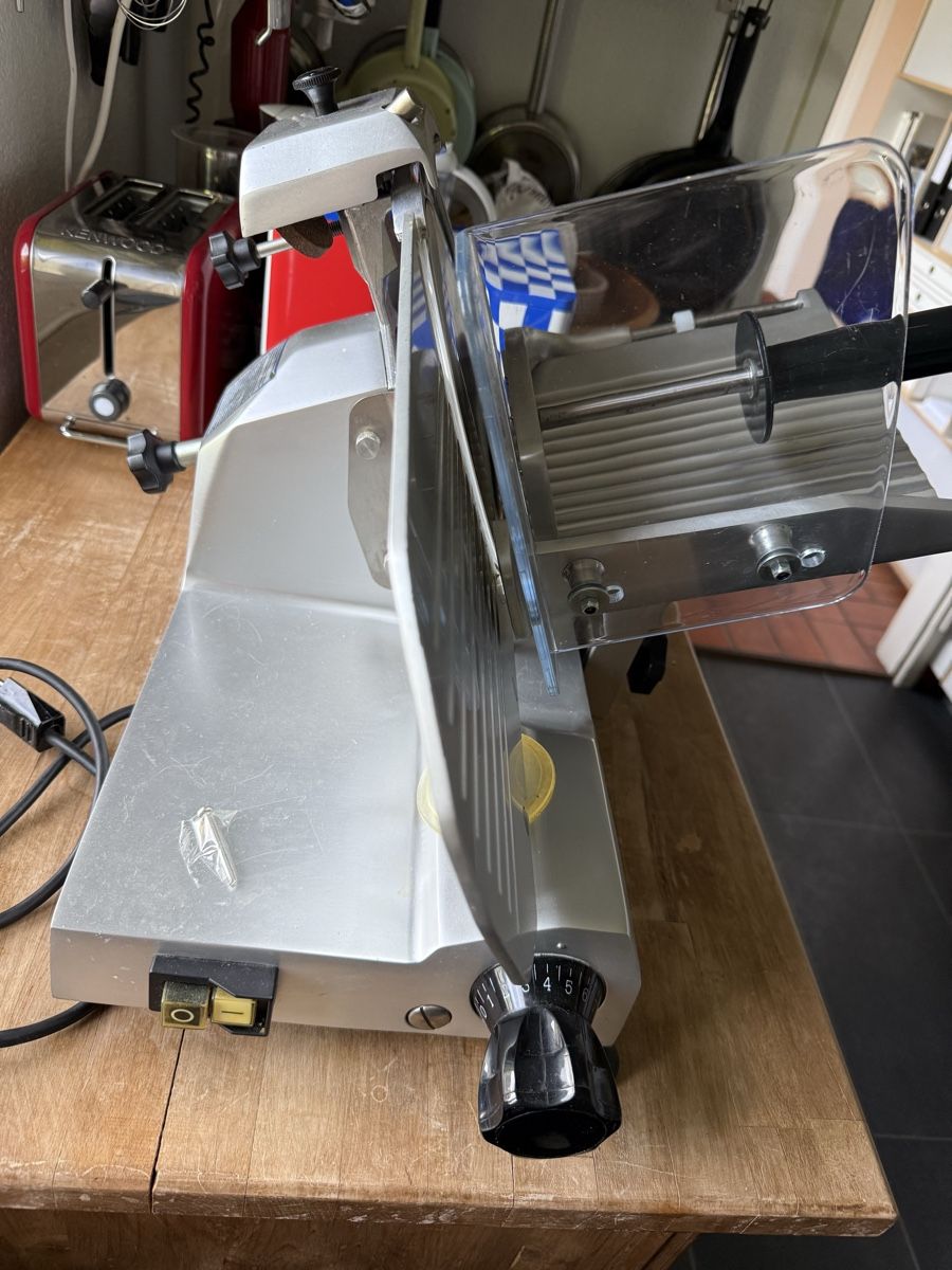 Elettrodomestici da cucina: Gastro Schneidemaschine – Usato da Zürich venduto da Banana15 2