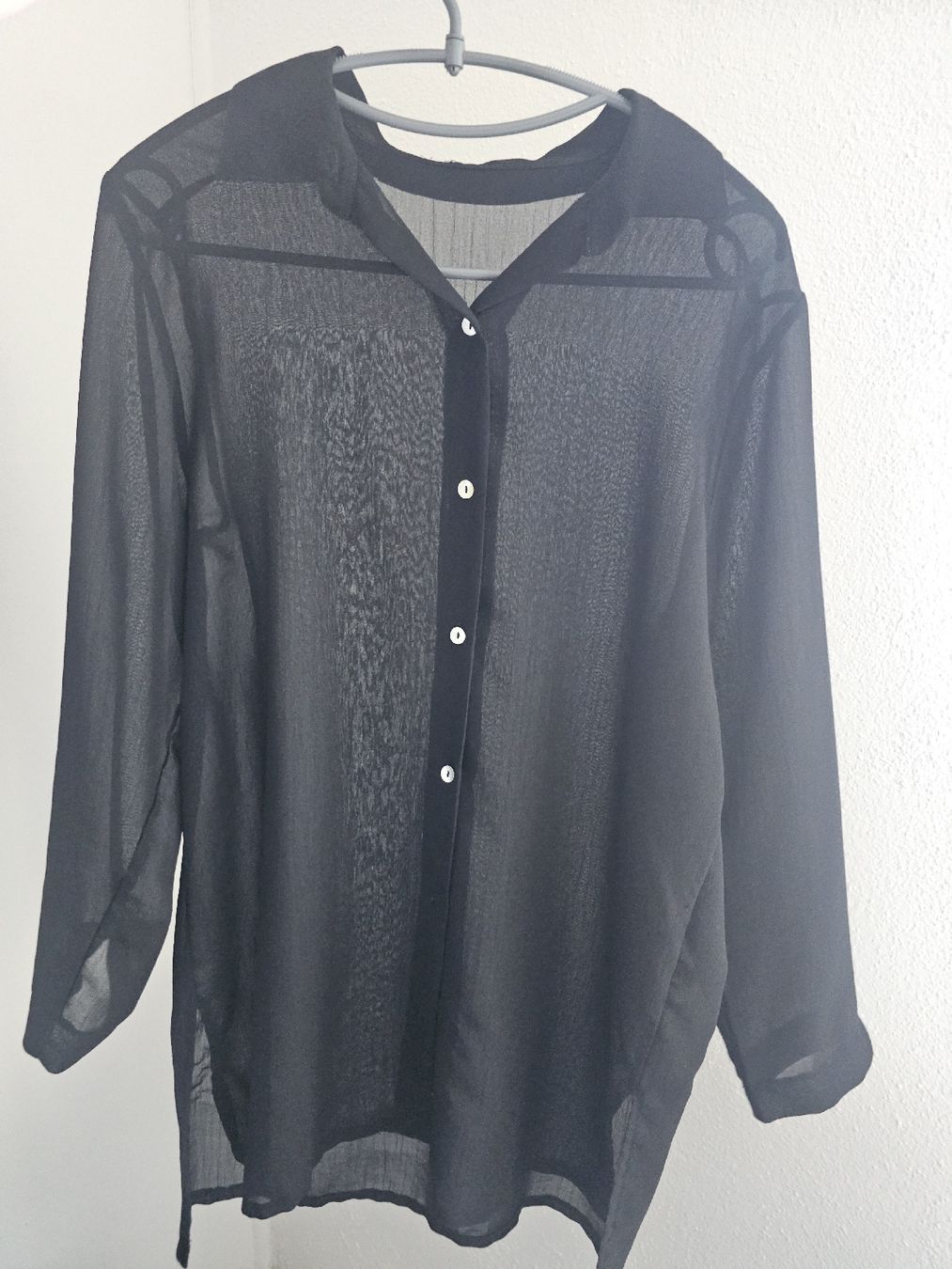 Camicette: Chemise noire transparente, taille M-L – Usato da Sornetan venduto da T.a333