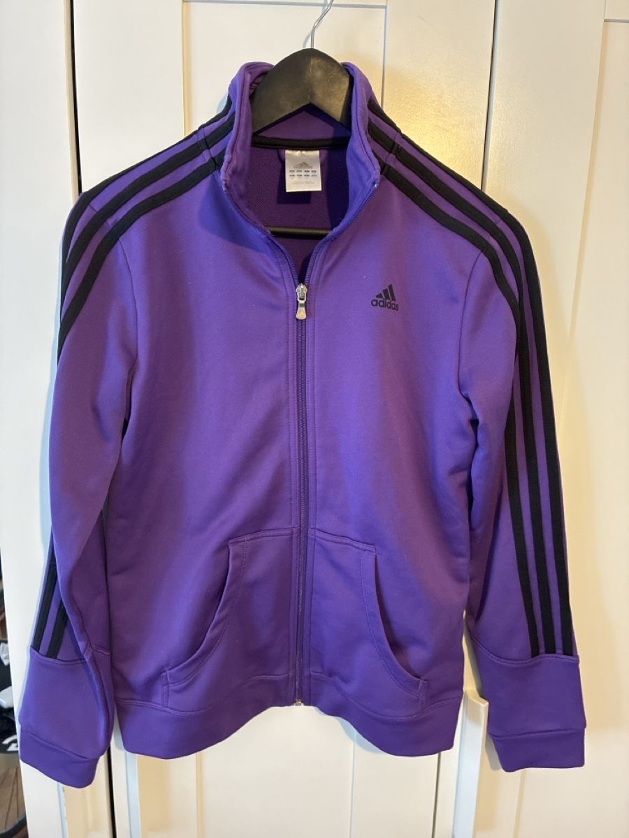 Adidas Pullover & Sweatshirts: Adidas sweater – Gebraucht aus Walenstadt von bedina92