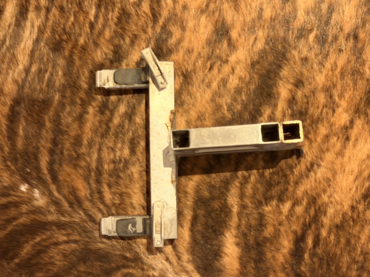 Supporti a parete: Boot Seitliche-Motor-Halterung Metall – Usato da Seon venduto da Mami06 1