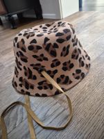 Leopard bucket hat