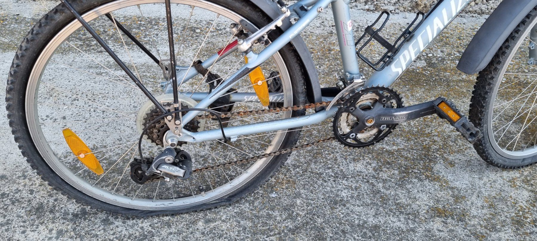 Specialized Biciclette: Kinder Velo Specialized 24" – Difettoso da Zürich venduto da beaahaus 3