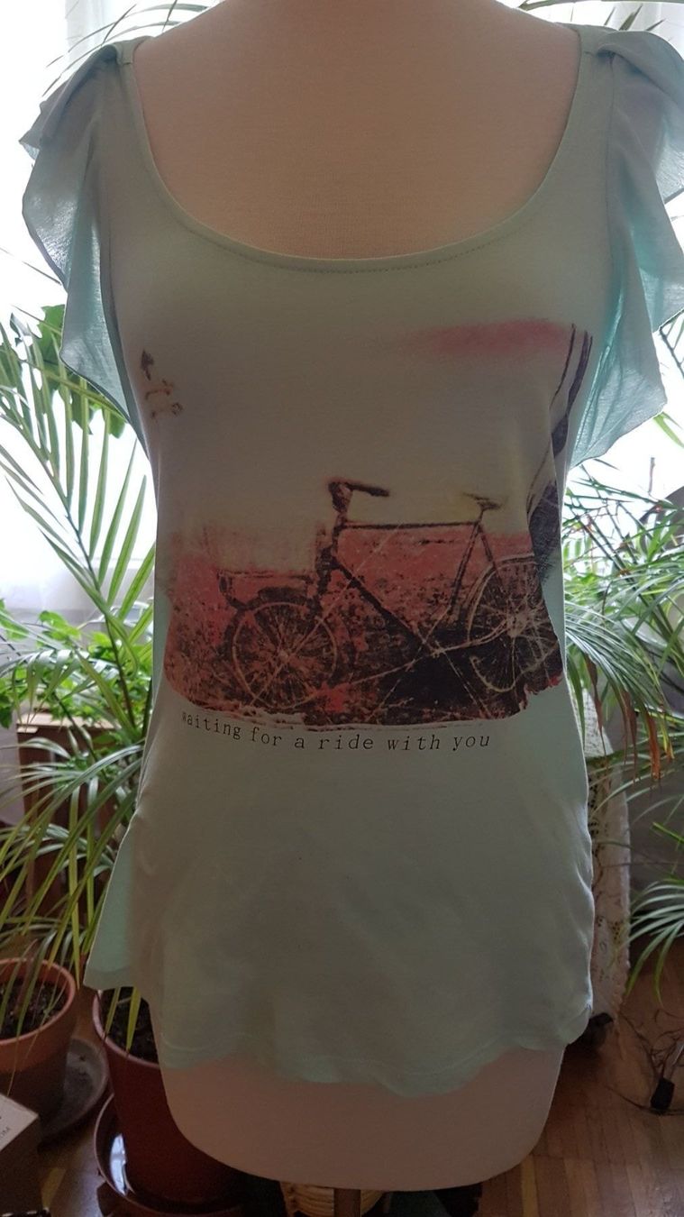 Zebra Top: Mintfarbenes Baumwolltop mit Print – Usato da Oberengstringen venduto da Asteroid56 1