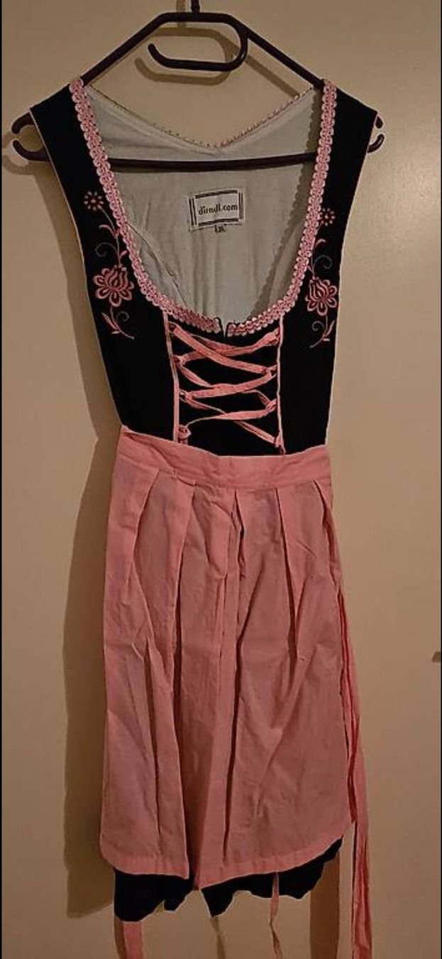 Costumes: Dirndl – D'occasion à Zürich par LauraH01