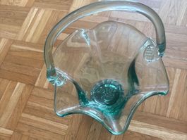 Glaskorb grün mit Henkel gewellter Rand gebraucht