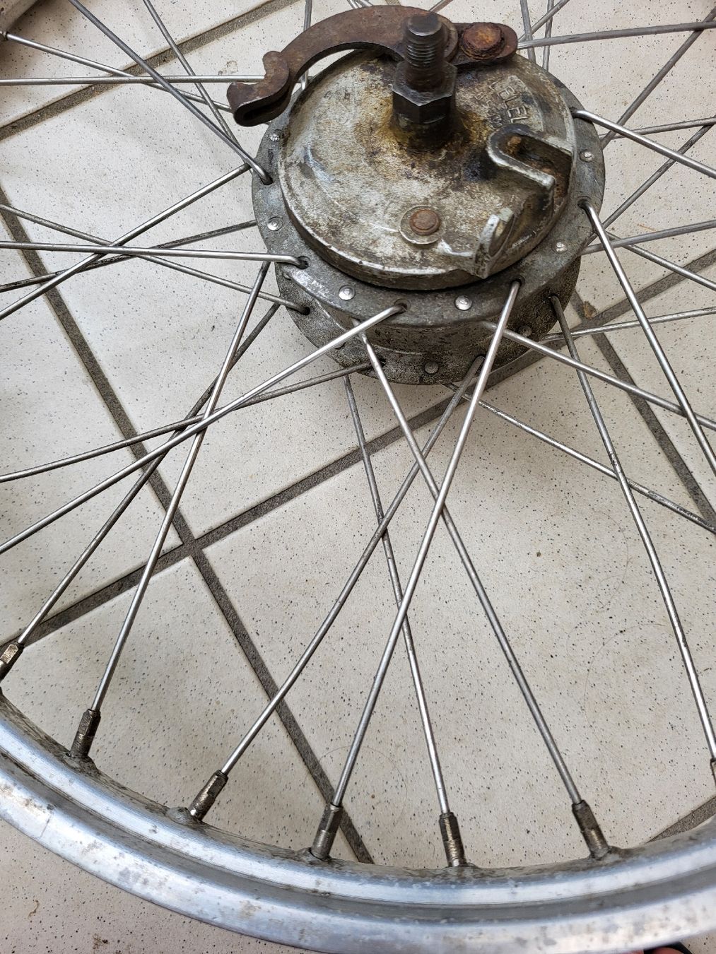 Pneumatici & Ruote complete: Vorderrad 17" Weinmann Puch – Usato da Cagiallo venduto da giulioci89 5