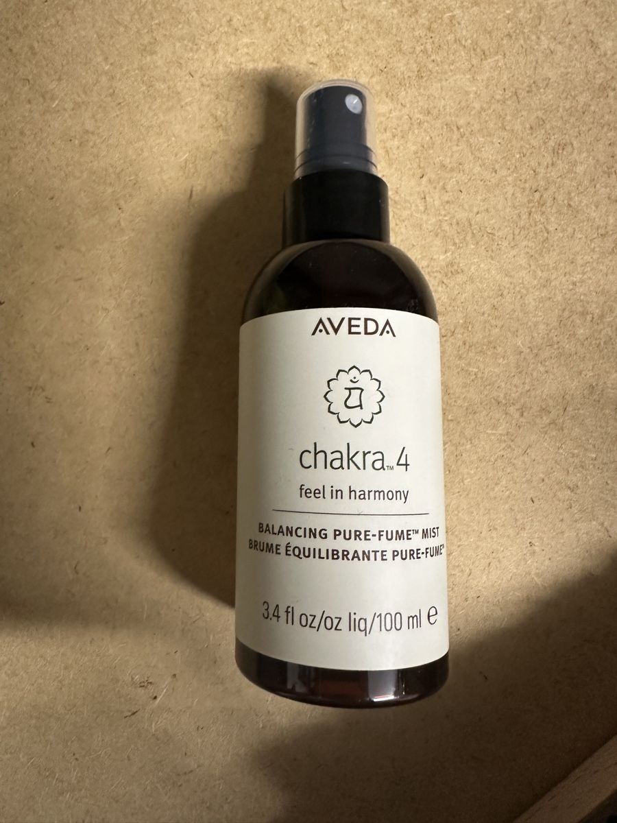 Profumi & Eau de Toilette: Aveda Chakra 4 Spray 100ml KörperSpray – Nuovo e nell'imballaggio originale da Niederuzwil venduto da Ib-top