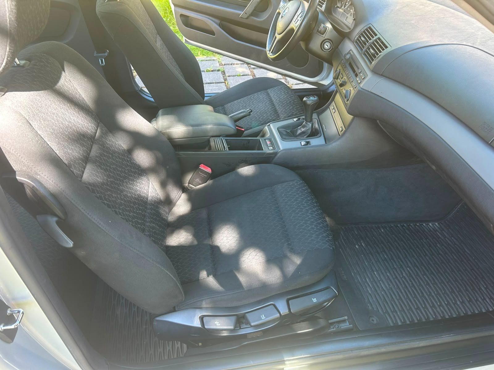 BMW Automobili: BMW 316i – Usato da Steffisburg venduto da superchivo 9