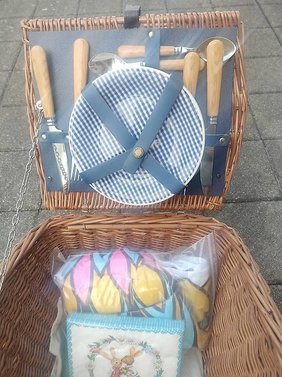 Sonstiges für Haushalt & Wohnen: Picknikkorb  – Gebraucht aus Buchs AG von ths_j2lz 2