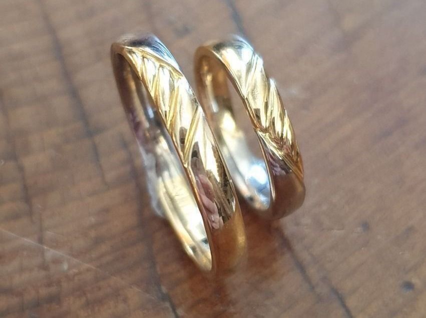 Bagues: Traumhafte Eheringe, 18 Karat Gold 750 – Neuf (Voir description) à Unterägeri par Altgoldschmuck