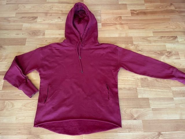 Maglioni & Felpe: Kapuzenpullover, dunkelrot, Grösse S – Usato da Niederweningen venduto da sho_mb8y