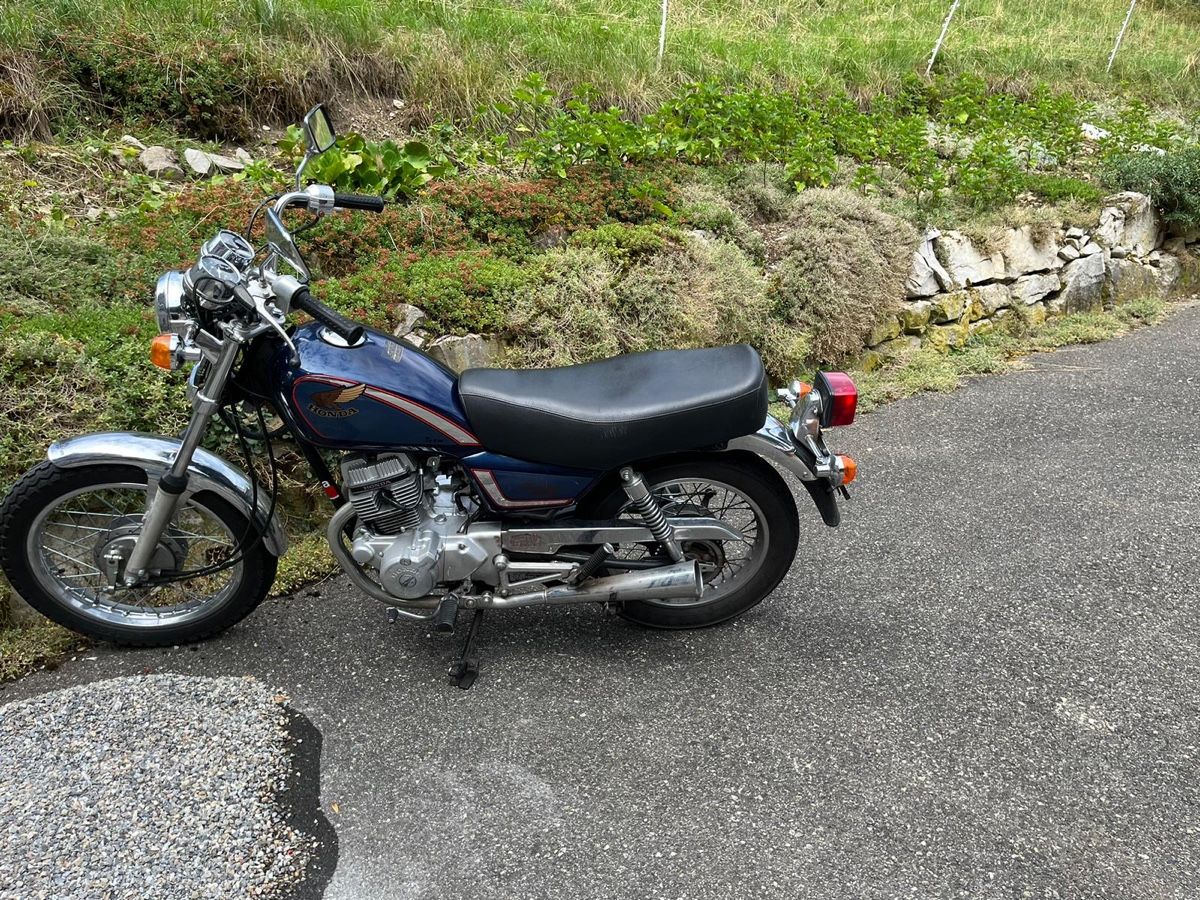 Honda Chopper: Honda Cm 125ccm  – Defekt aus Bargen SH von dom_fdg6